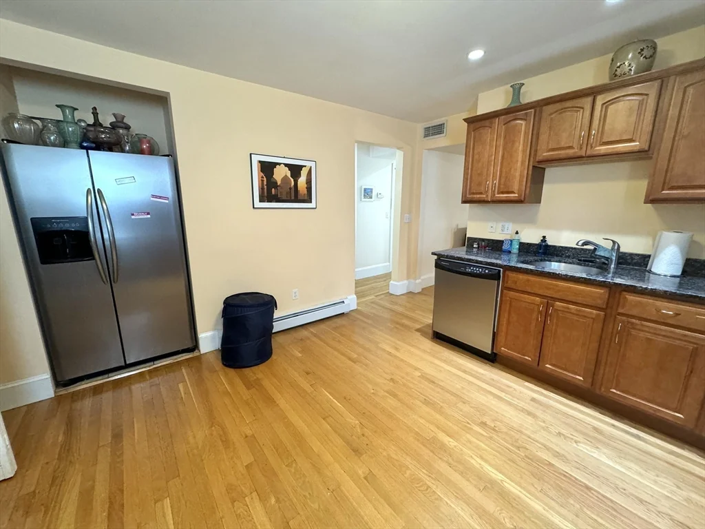 24 Madison Ave, North Cambridge
