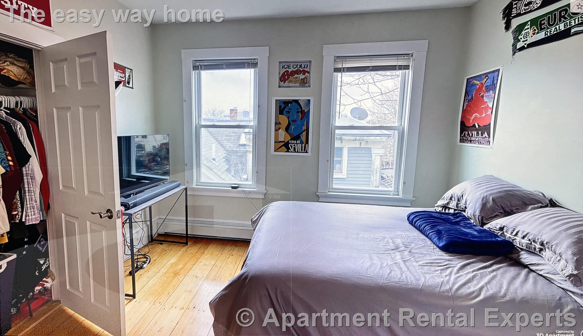 231 Norfolk St, Central Square