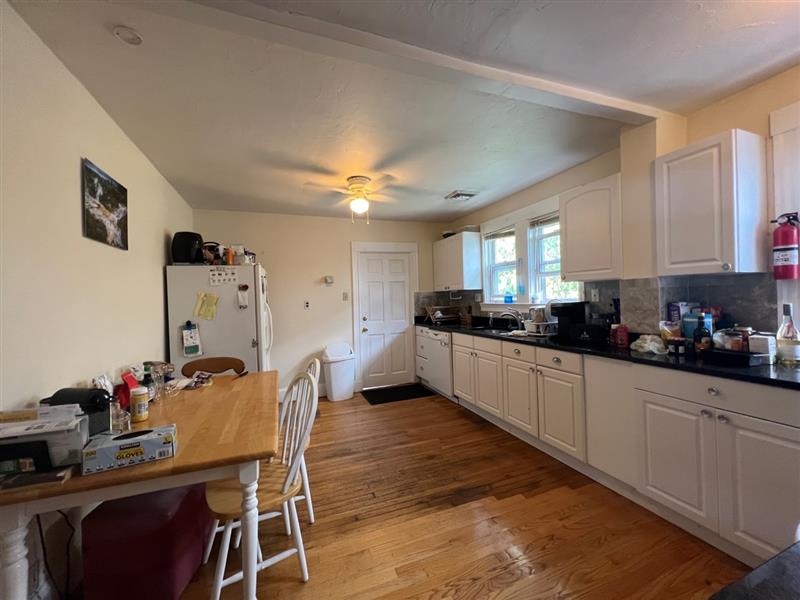 119 Albion St, Powder House Square