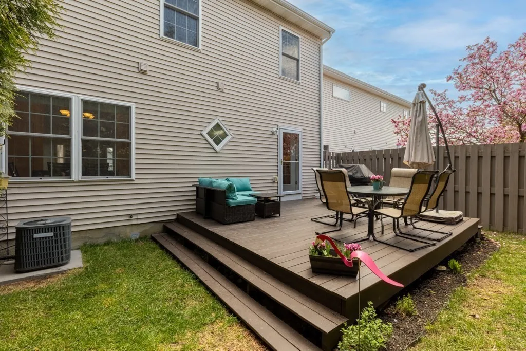 54 Myrtle St, East Somerville