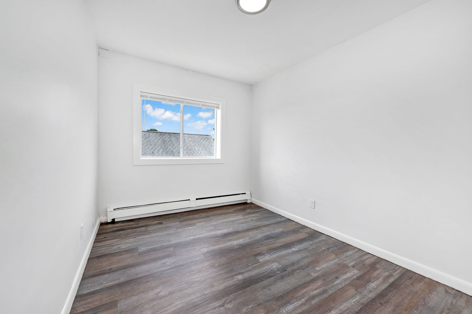 1045 River St, Hyde Park