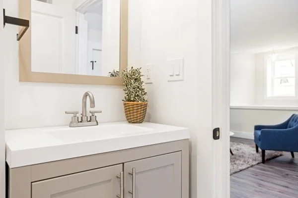 10 Brook St, East Somerville