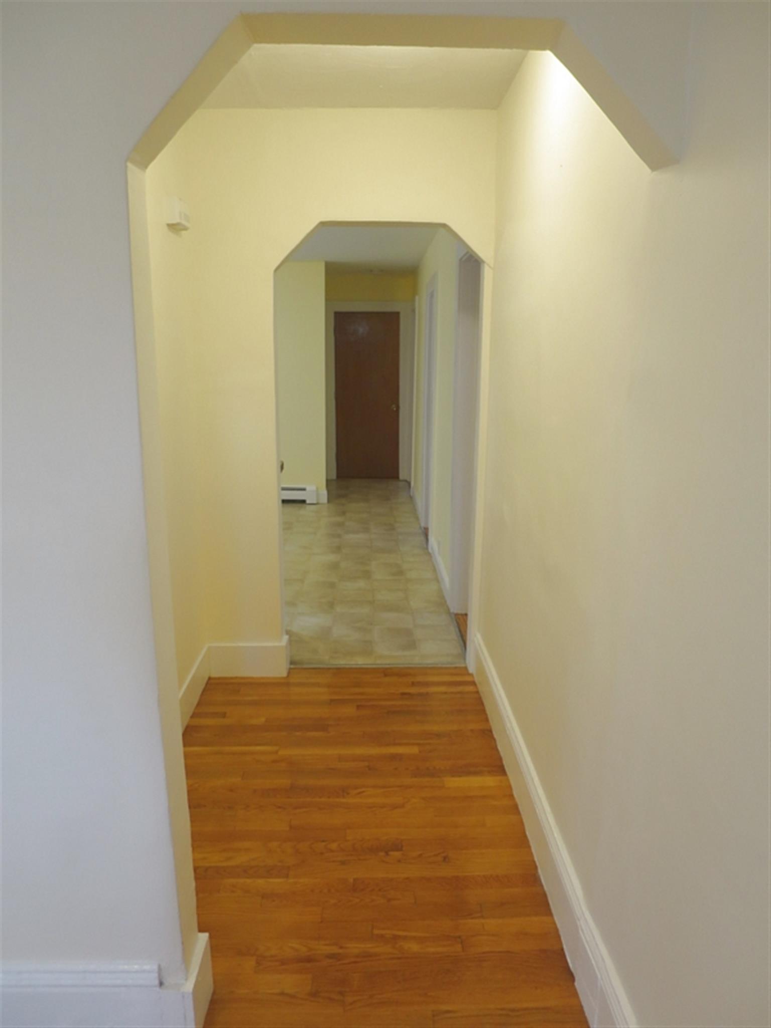 3 bed, 1 bath apartment for rent at 31 Jay St Unit 3A, Davis Square — photo 11 of 12