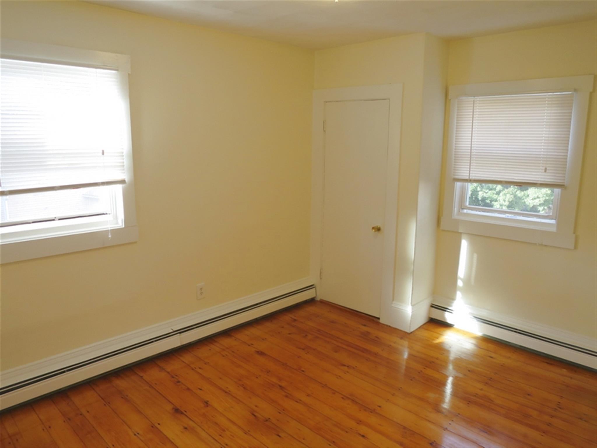3 bed, 1 bath apartment for rent at 31 Jay St Unit 3A, Davis Square — photo 5 of 12