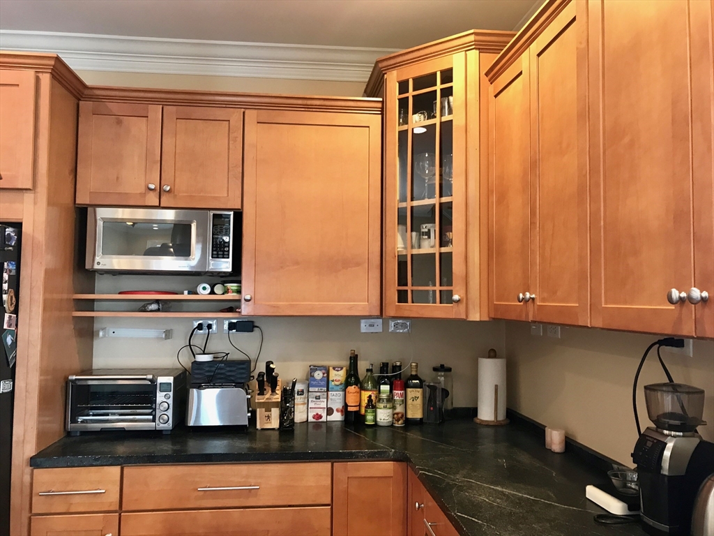 360-362 Dorchester St, South Boston