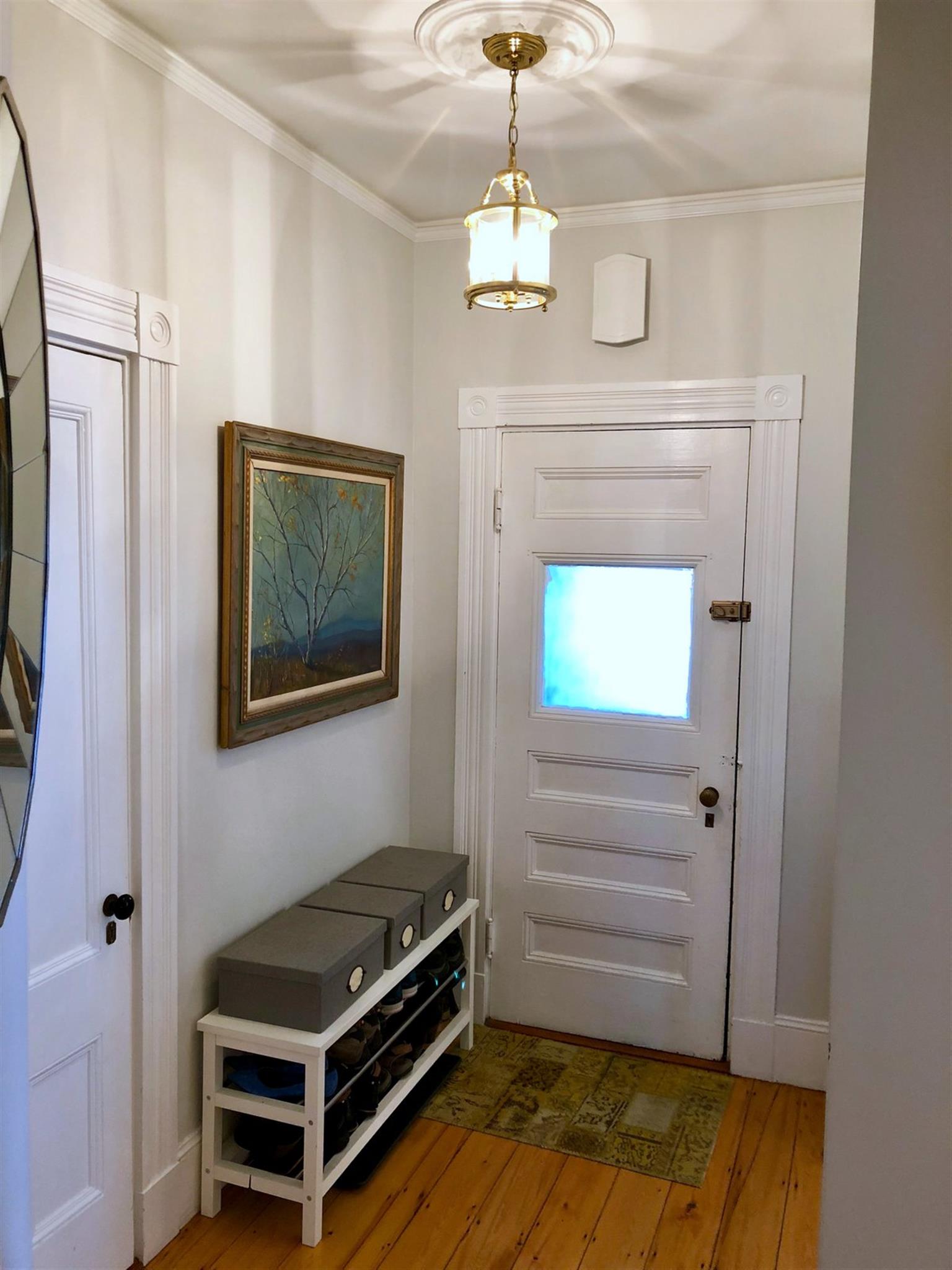 84 Hudson St, Powder House Square