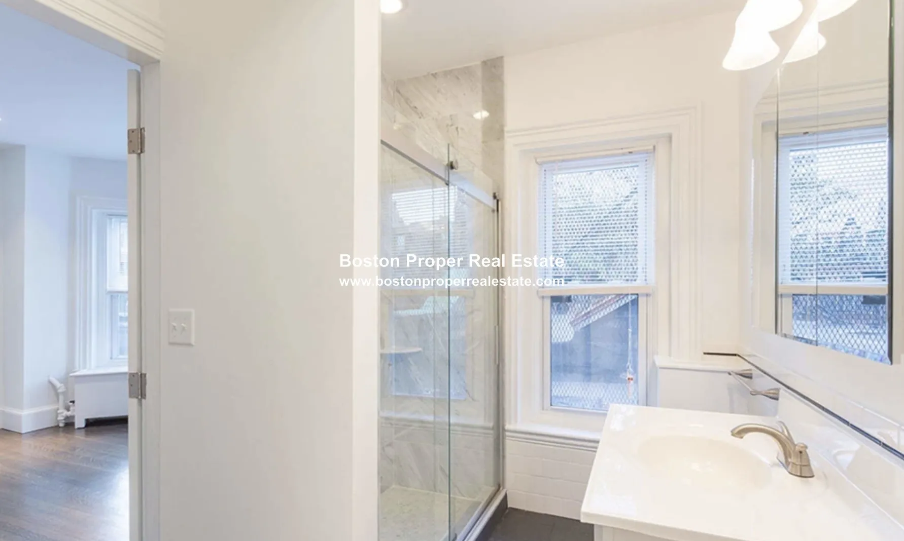 227 Newbury St, Back Bay