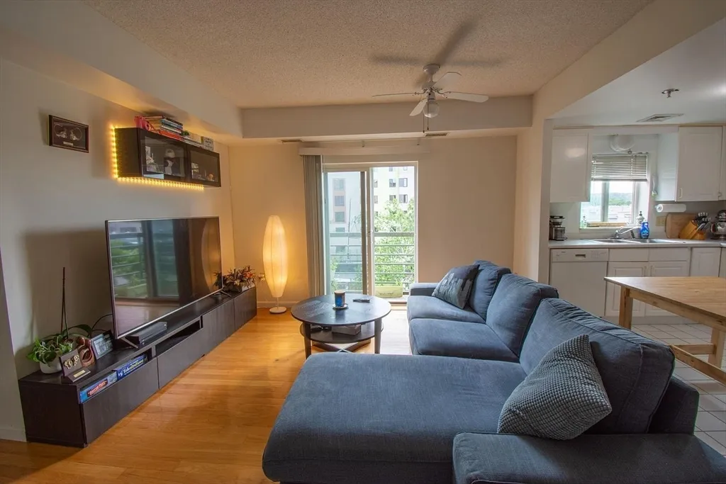 655 Concord Ave, Cambridge Highlands