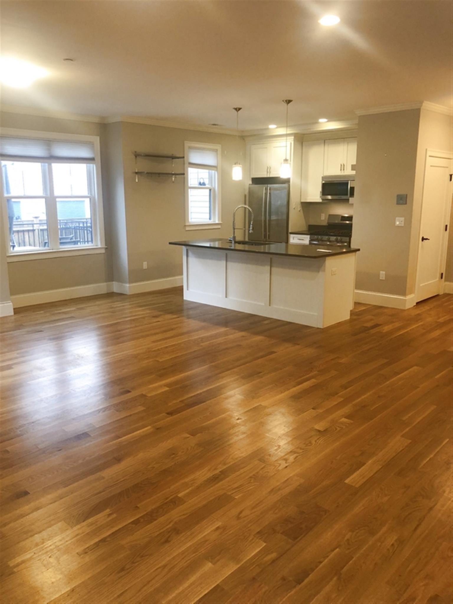 2 bed, 2 bath apartment for rent at 16 Linden Ave Unit 4, Porter Square — photo 2 of 8
