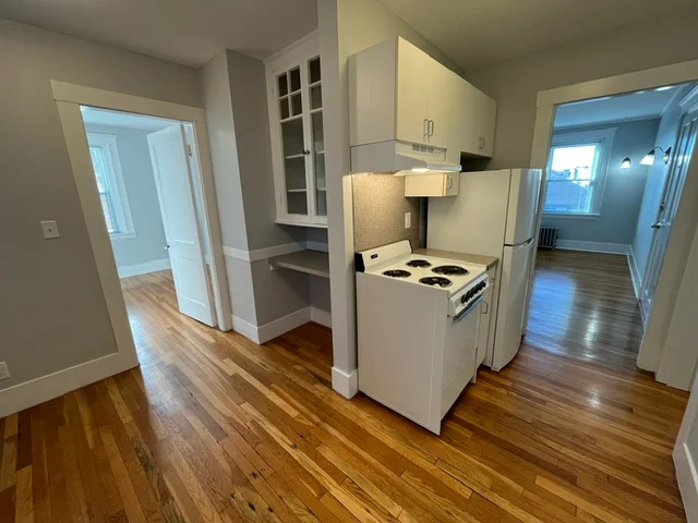 179 Elm St, Davis Square