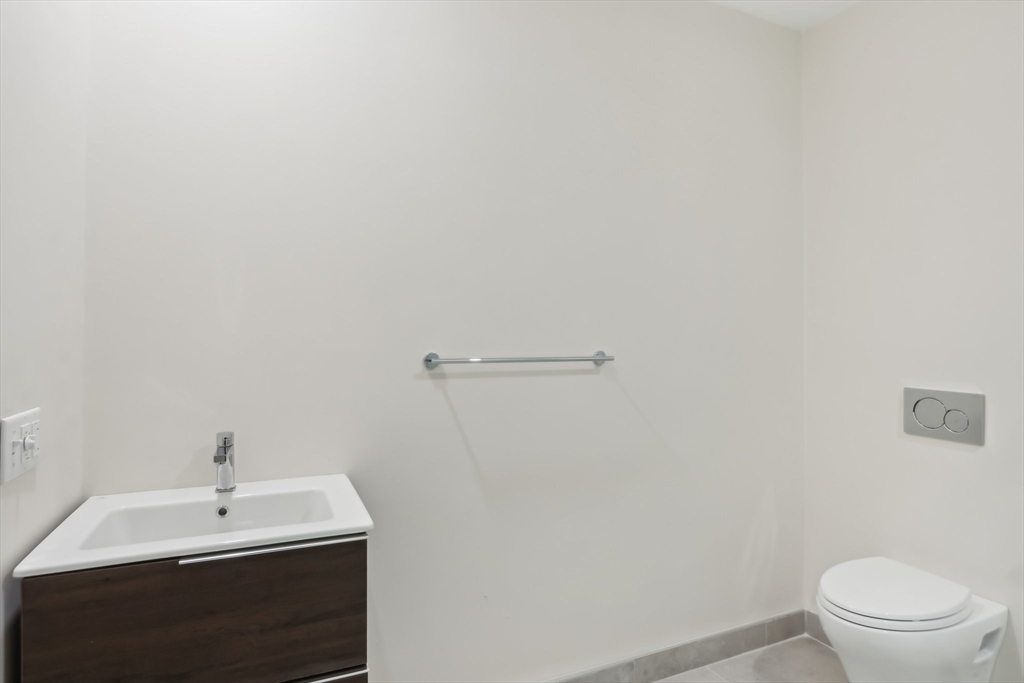 4 Beale St, Dorchester