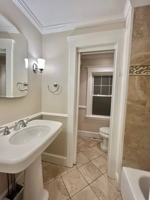 162 Eastside Pkwa, Newton