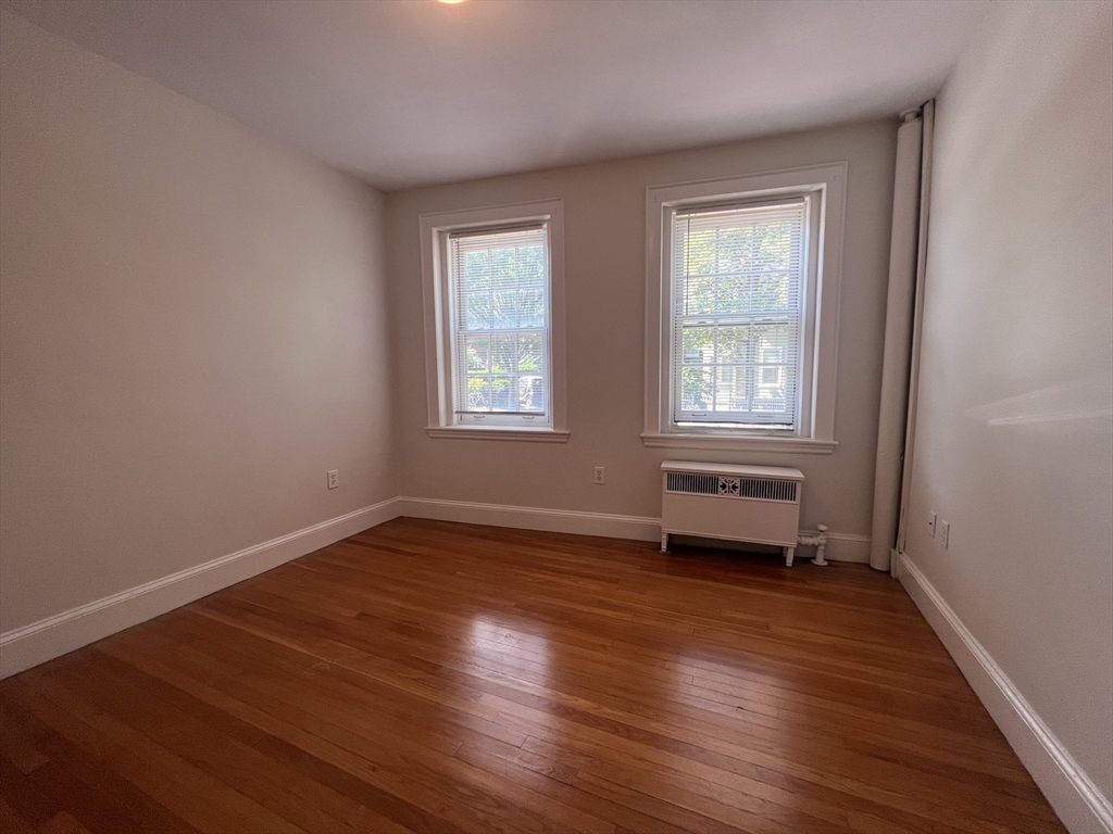 353 Harvard, Mid-Cambridge