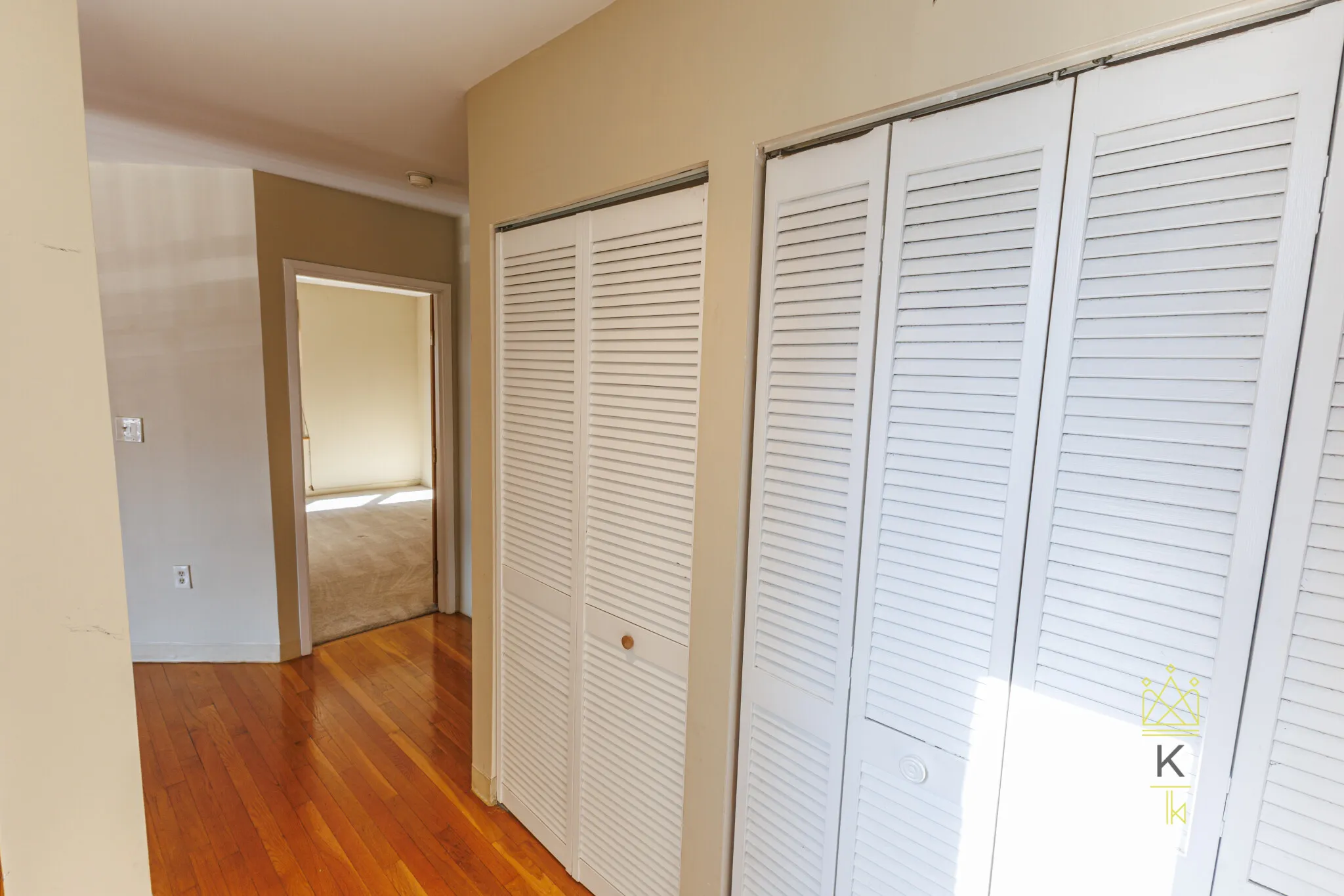 96 Gainsborough St, Fenway