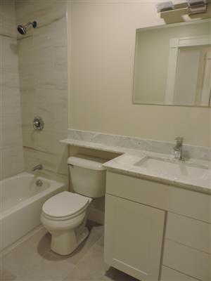 470 Green St, Riverside