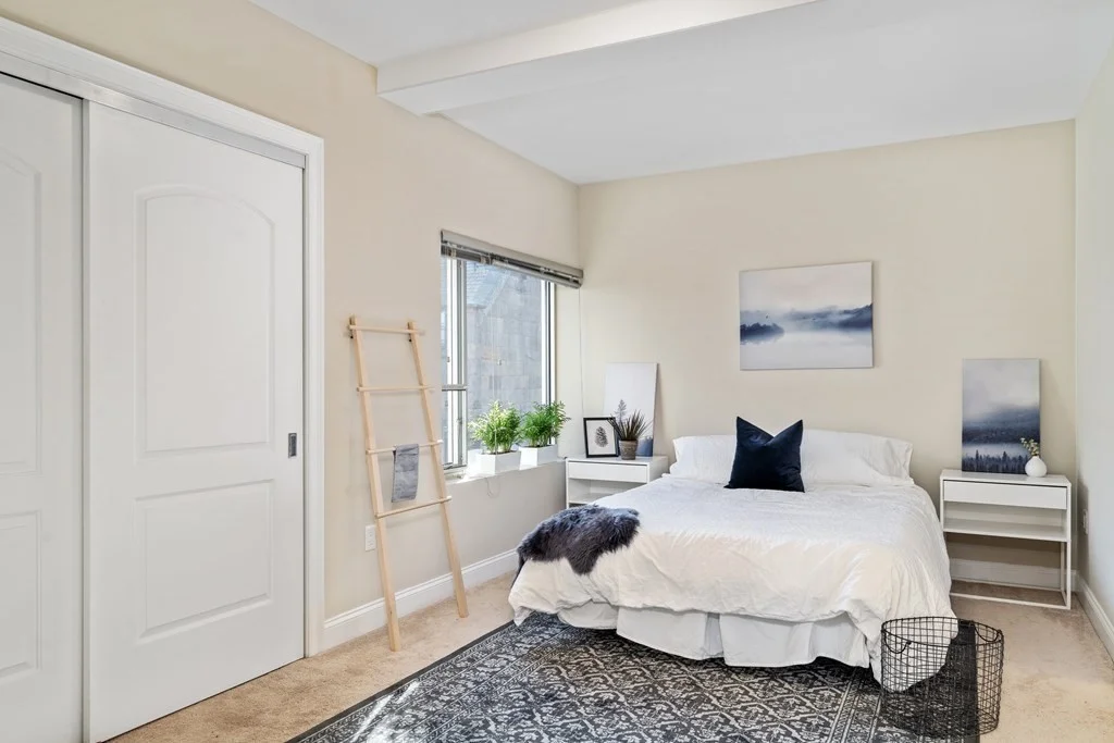 11 West Broadway, South Boston