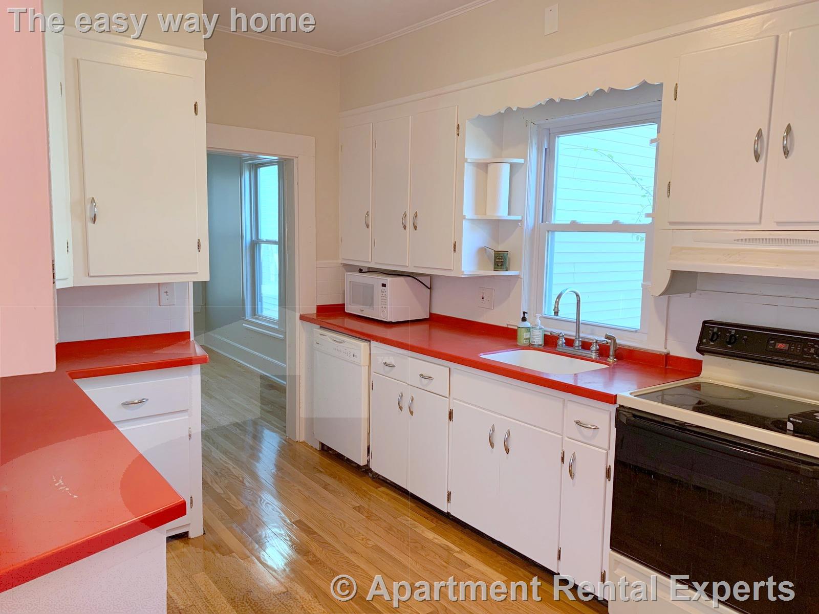 95 Cedar St, Davis Square