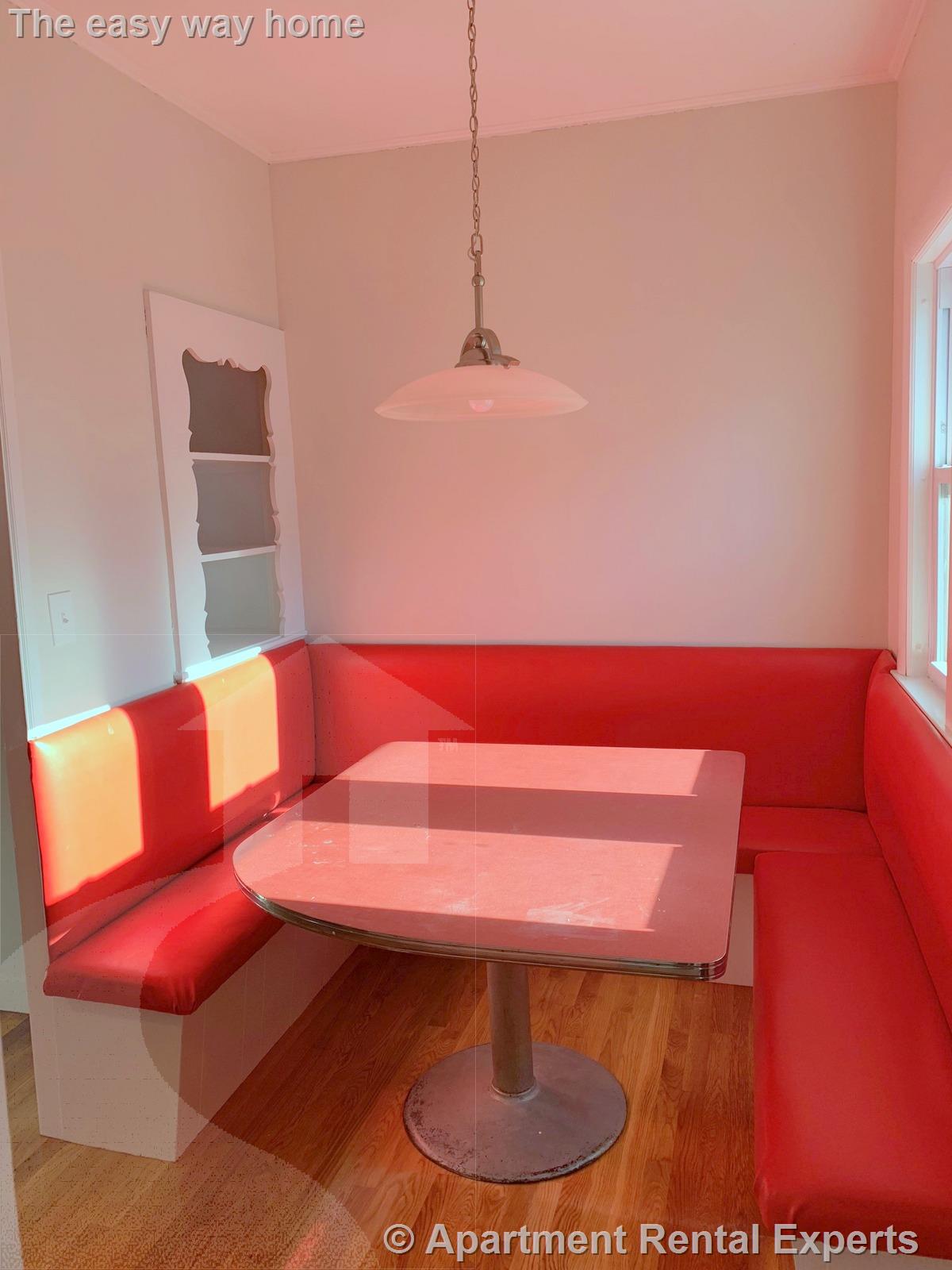 95 Cedar St, Davis Square