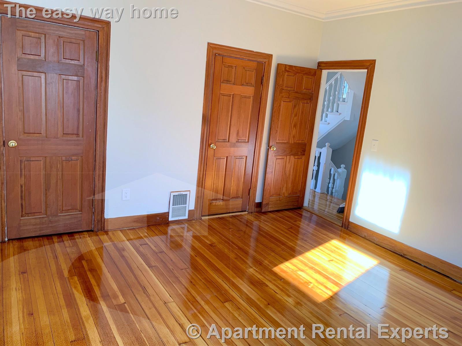 95 Cedar St, Davis Square