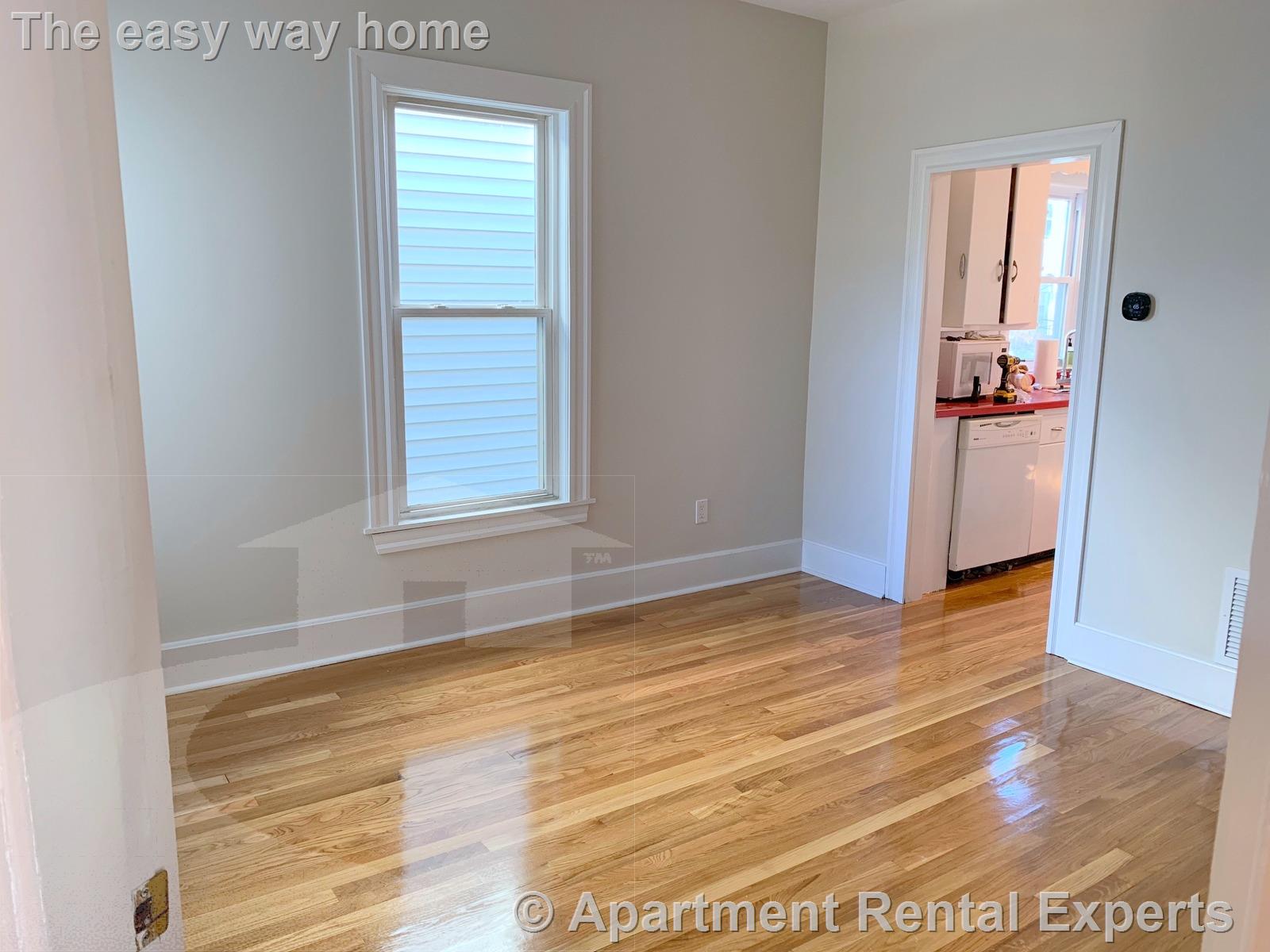 95 Cedar St, Davis Square