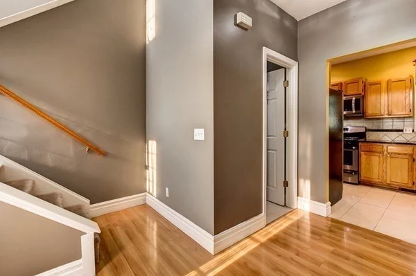 83 Odonnell Ave, Shrewsbury