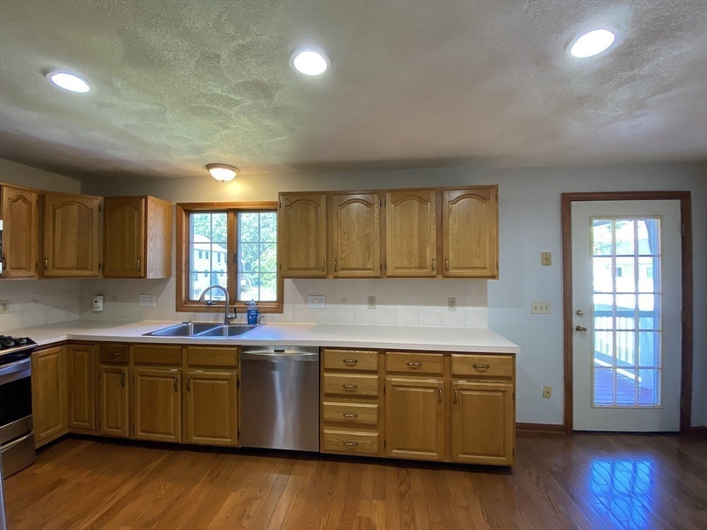 31 Helen St, Waltham