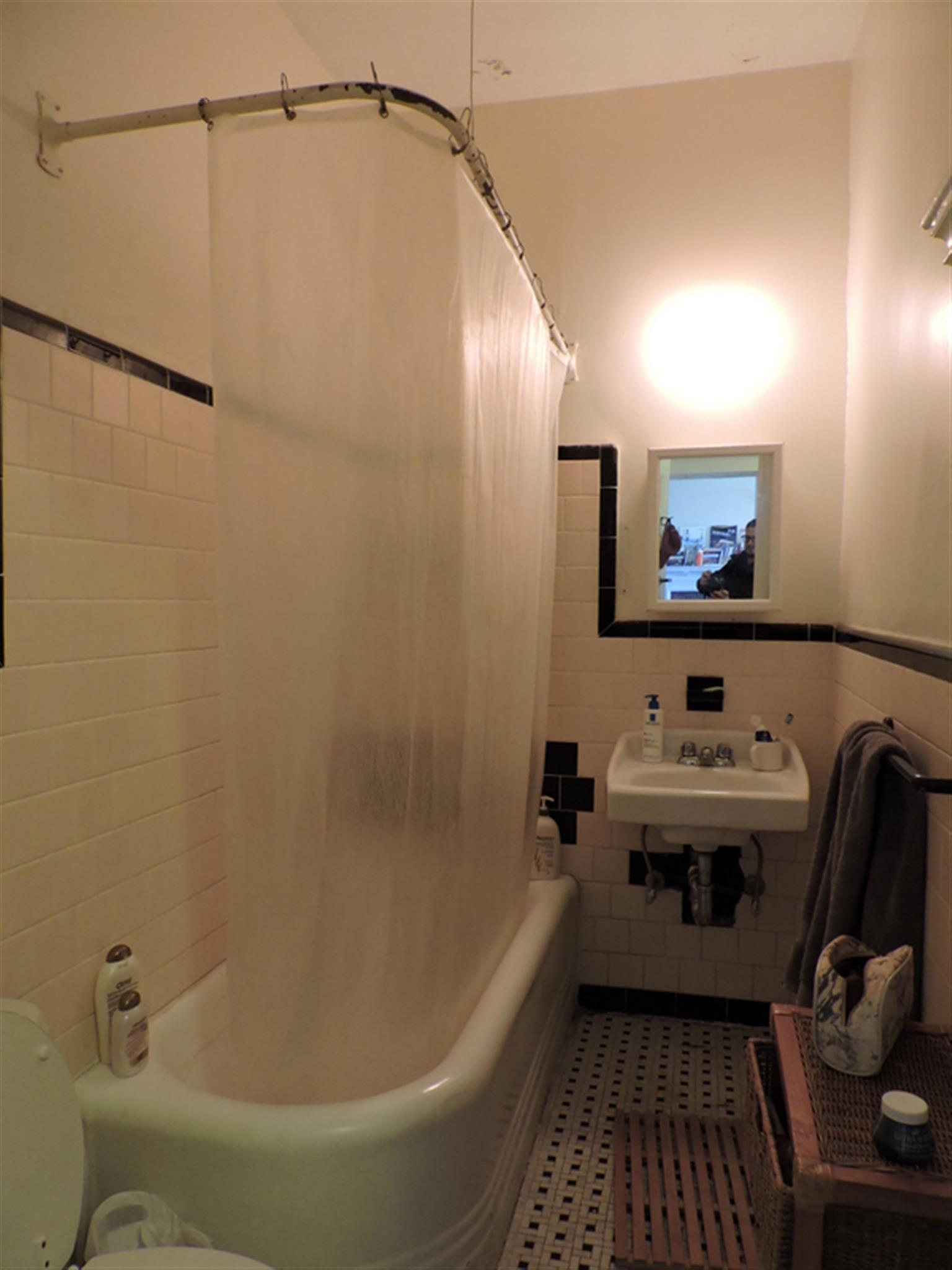 1 bed, 1 bath apartment for rent at 2 Ware St Unit 411, Harvard Square — photo 5 of 5