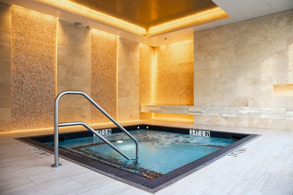 1 Franklin St, Midtown