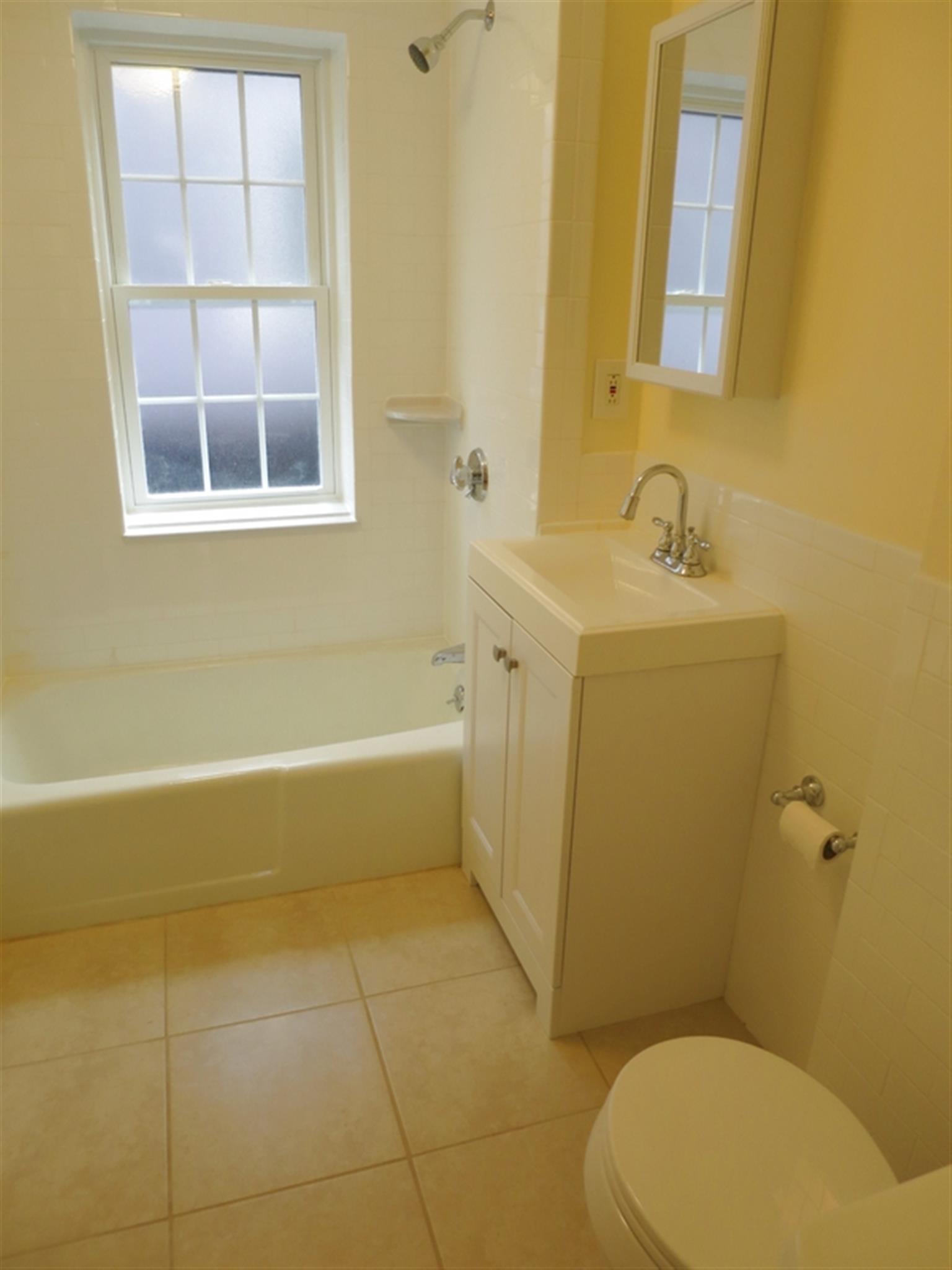 1 bed, 1 bath apartment for rent at 38 Gibson St Unit 6, Harvard Square — photo 6 of 7