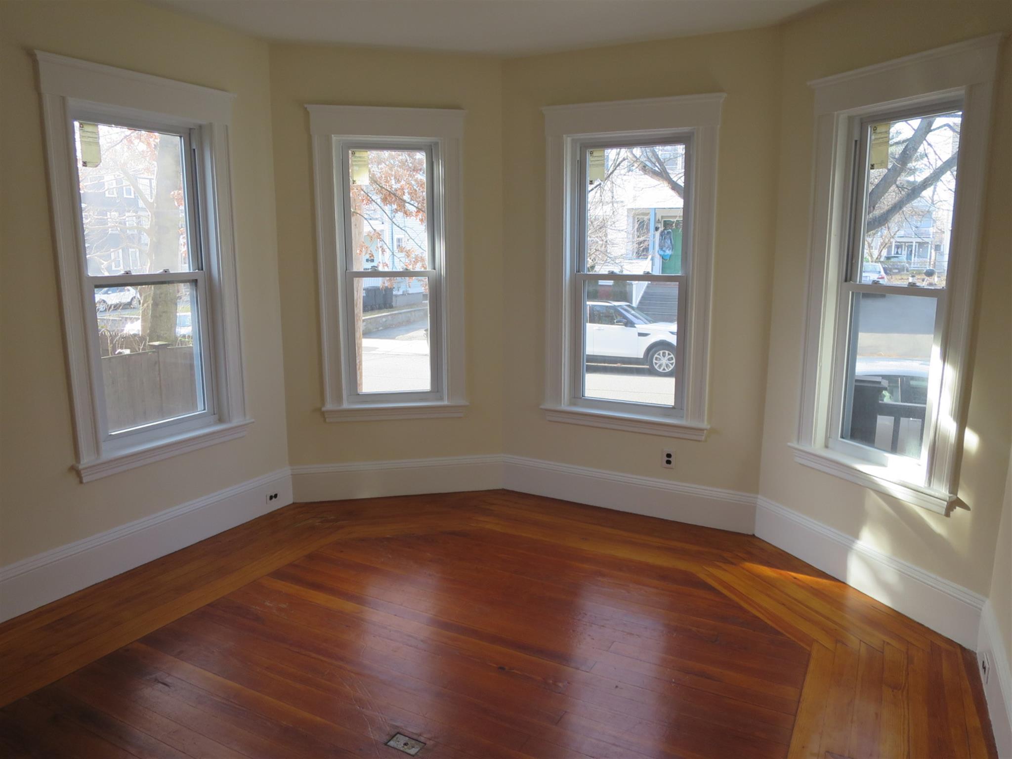 1.5 bed, 1 bath apartment for rent at 7 Rogers Ave Unit 1, Davis Square — photo 6 of 15