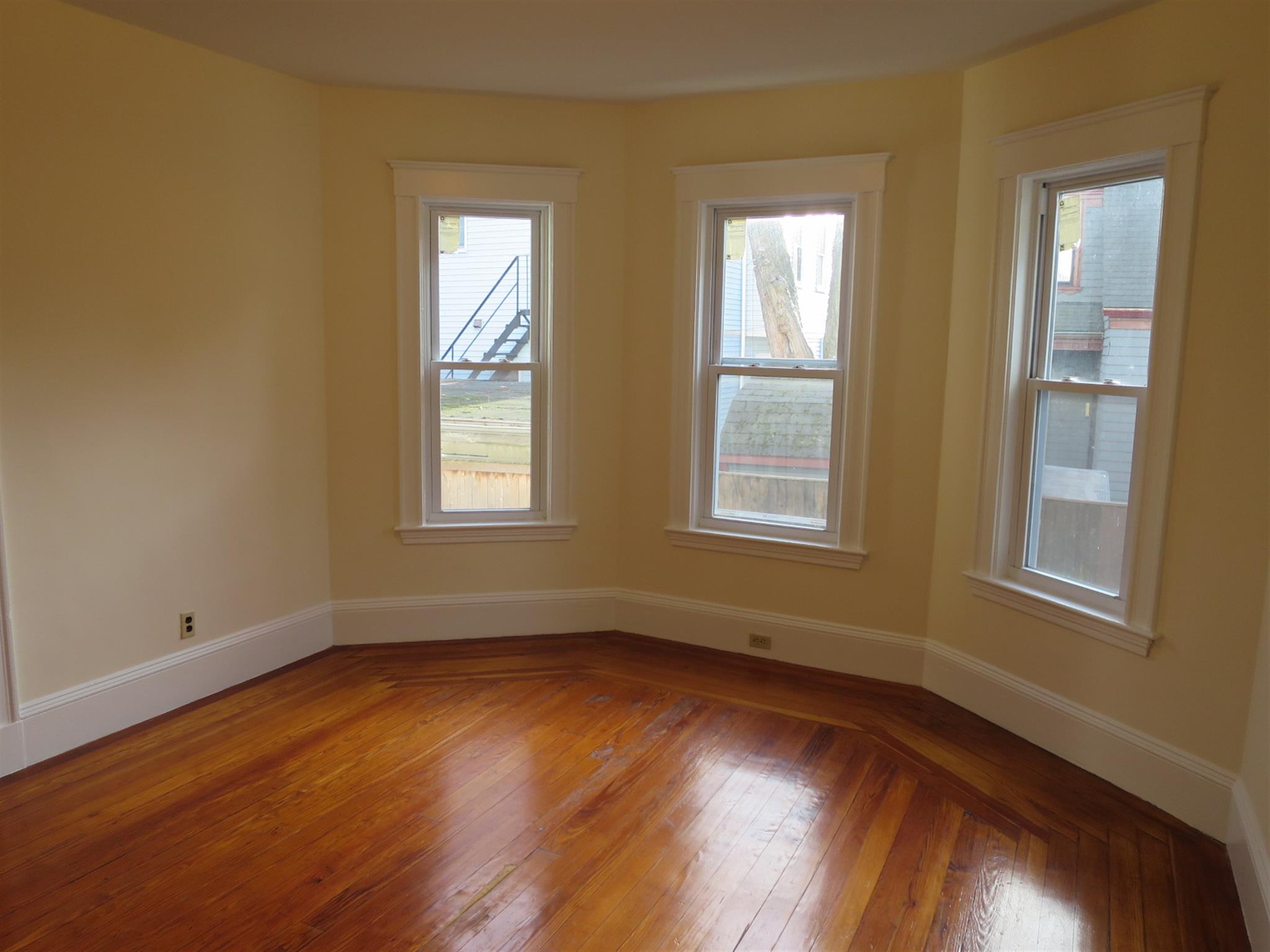 1.5 bed, 1 bath apartment for rent at 7 Rogers Ave Unit 1, Davis Square — photo 7 of 15