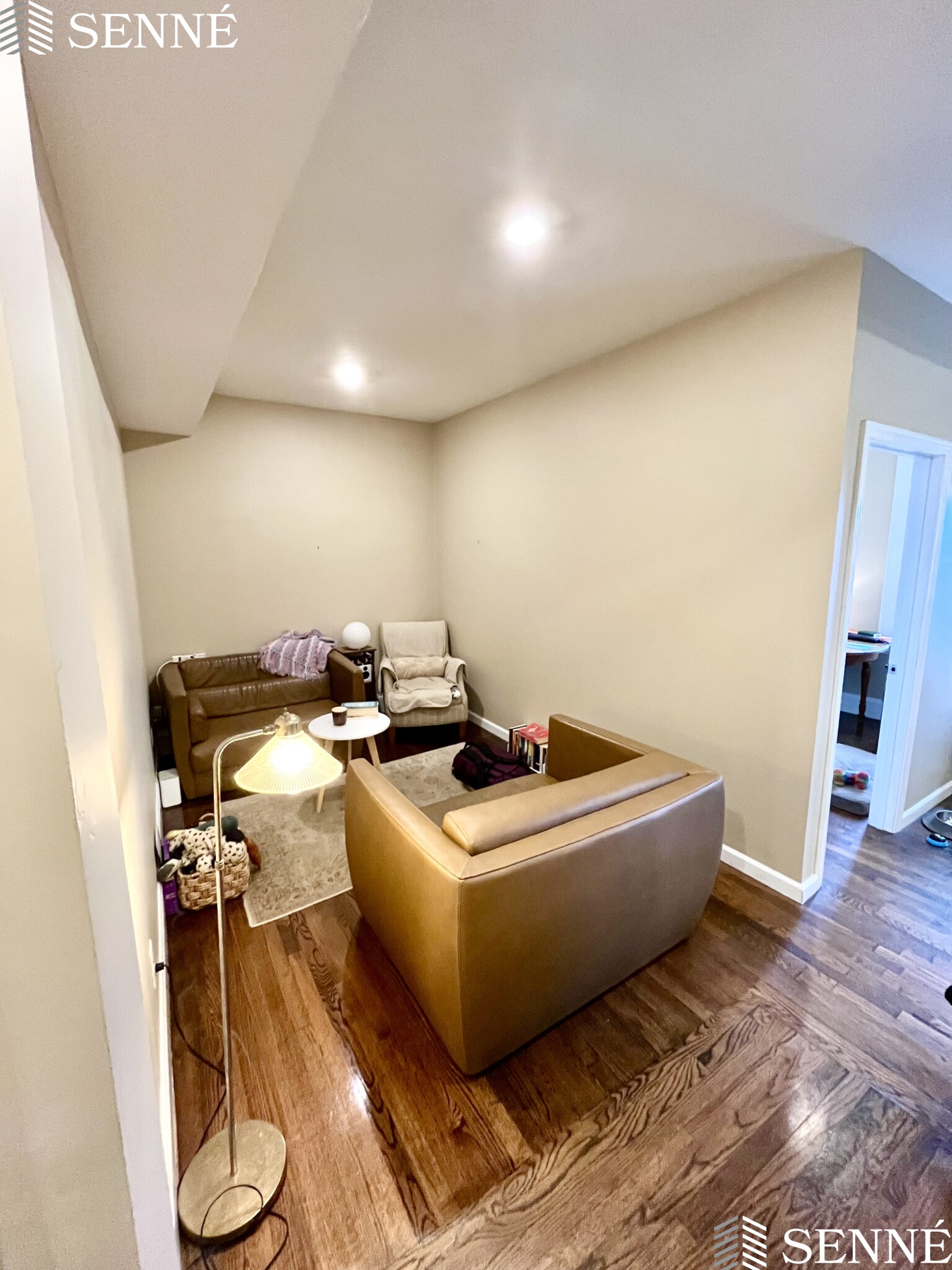 402 Centre St, Jamaica Plain