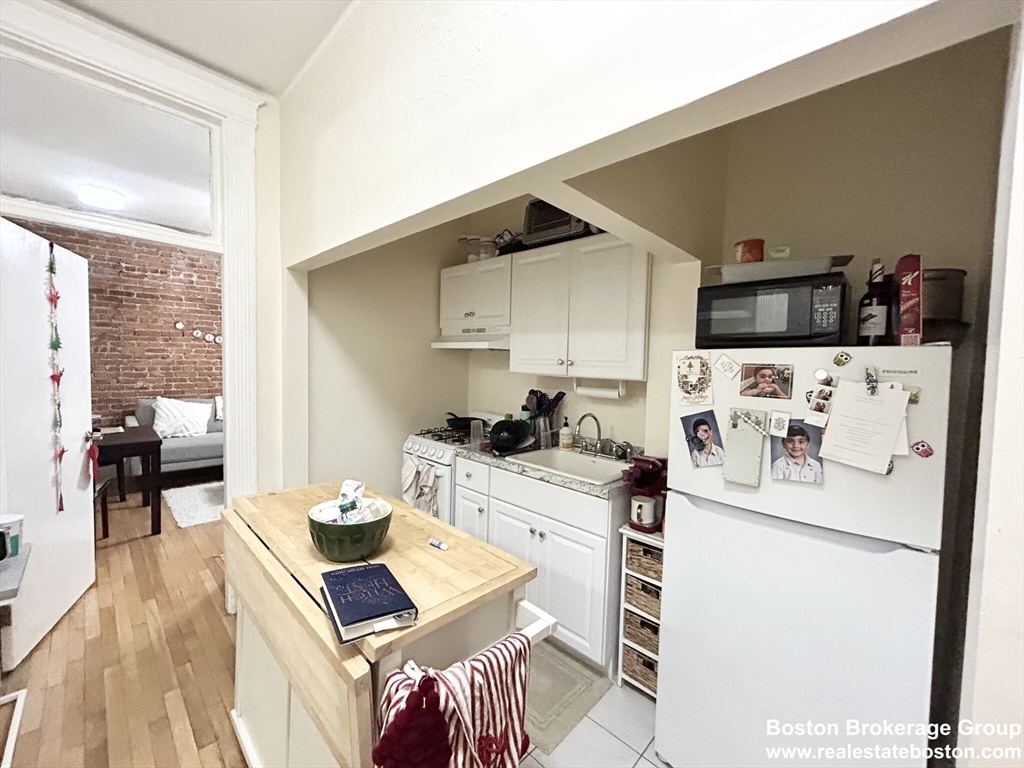 39 Hemenway St, Boston