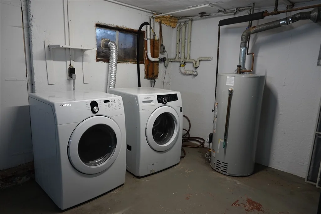 6 Pondover Rd, Billerica