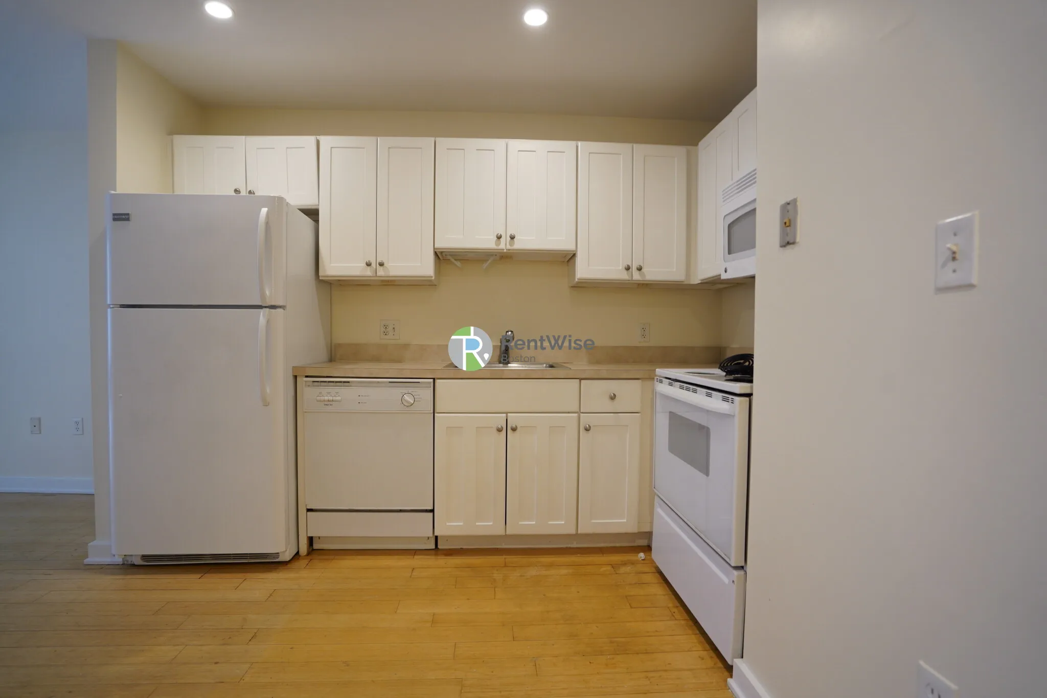 40 Boylston St, Downtown