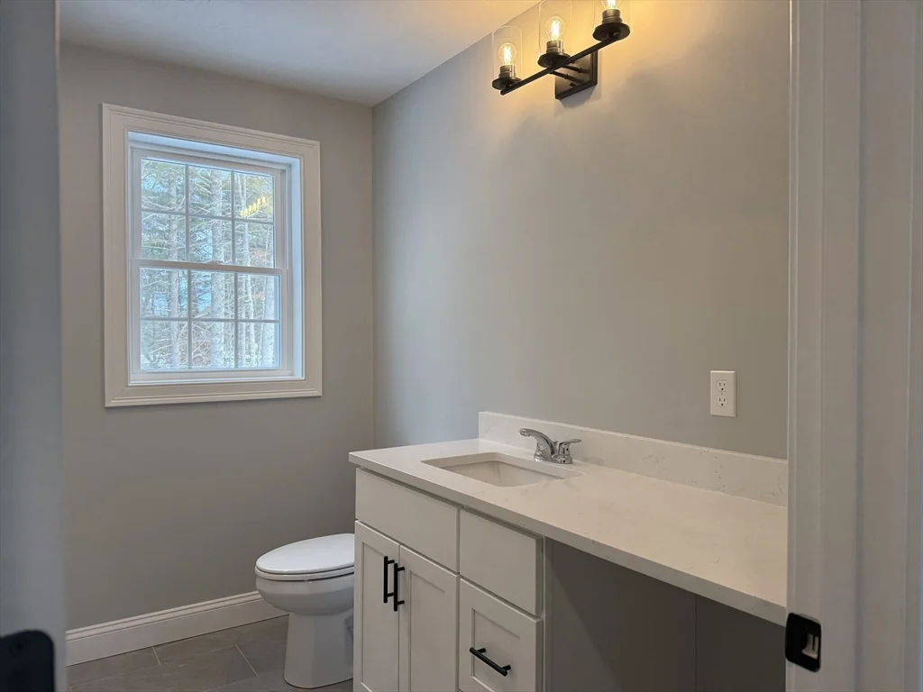 23 Kashmir's Way, Middleboro