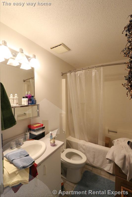 175 Beacon St, Ward Two