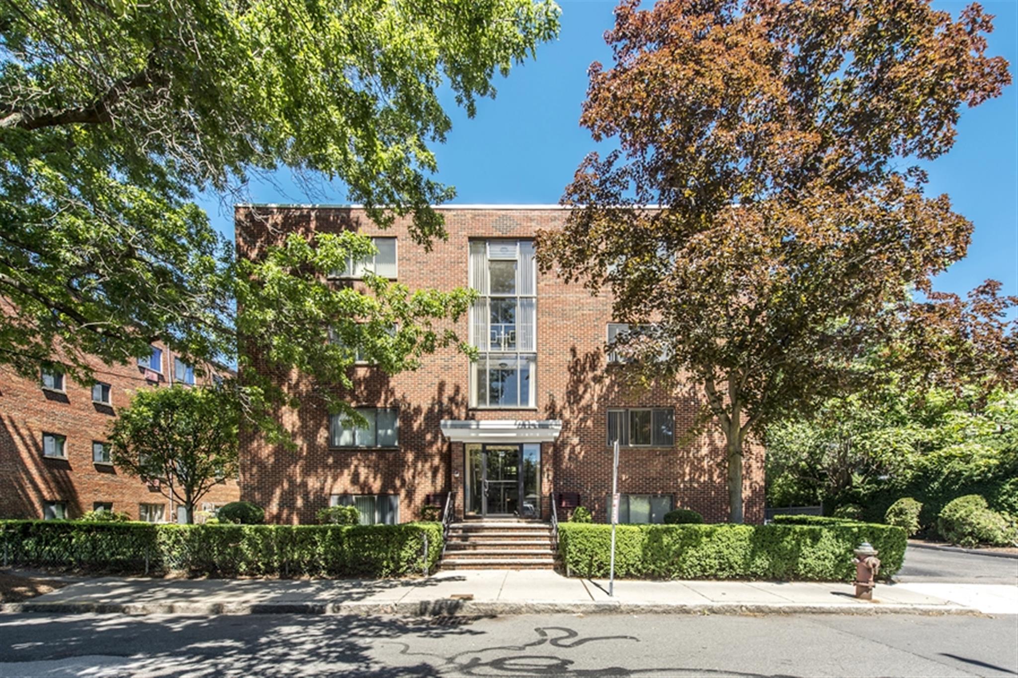Studio bed, 1 bath apartment for rent at 9 Chester, Porter Square — photo 1 of 5