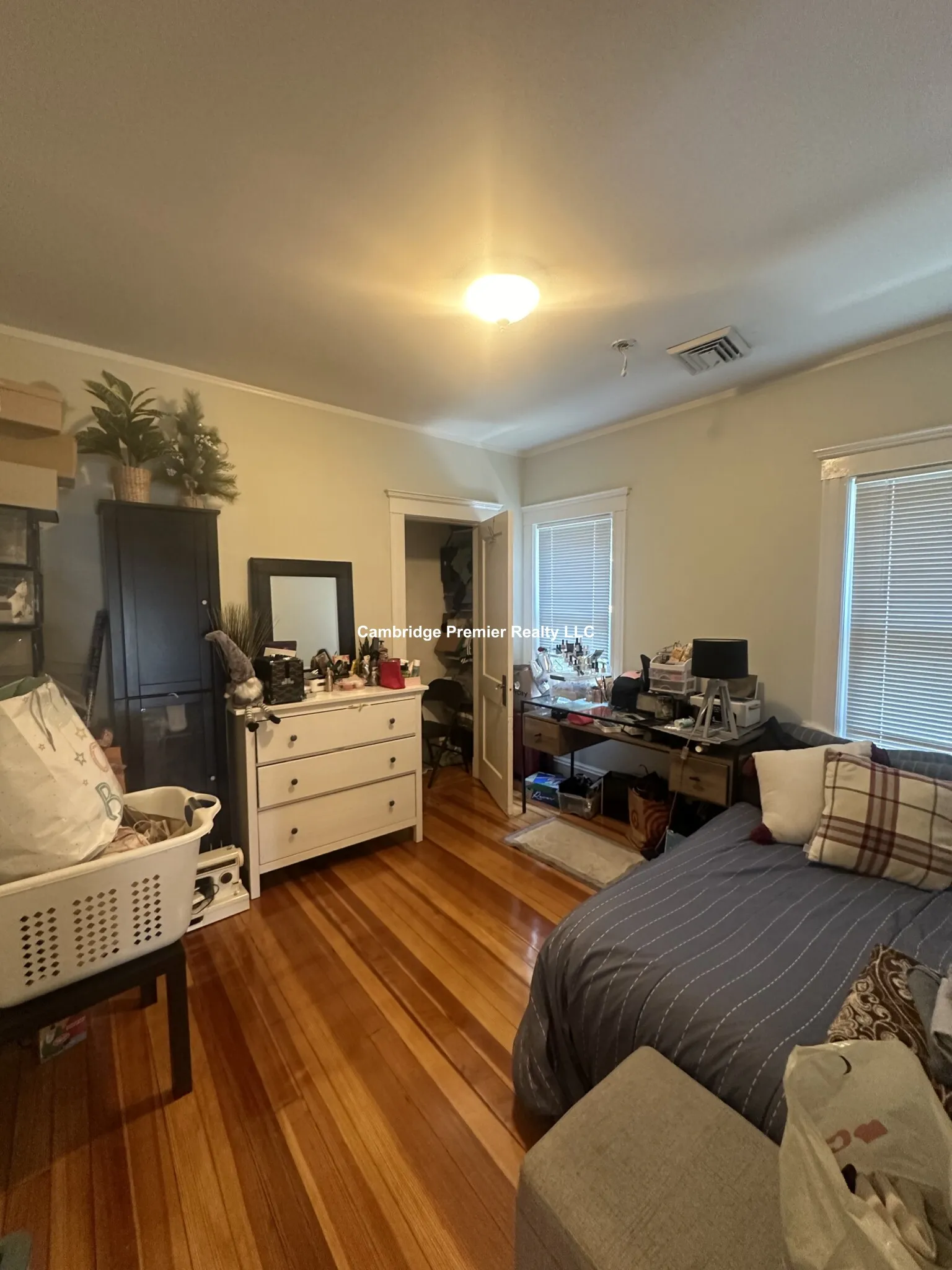 399 School St, Watertown