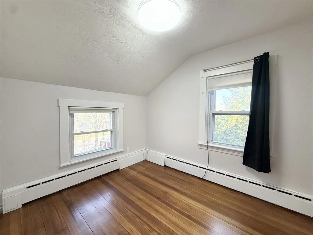 58 Lake St, Lakeview