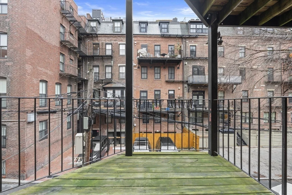 18 East Springfield St, Harrison Lenox