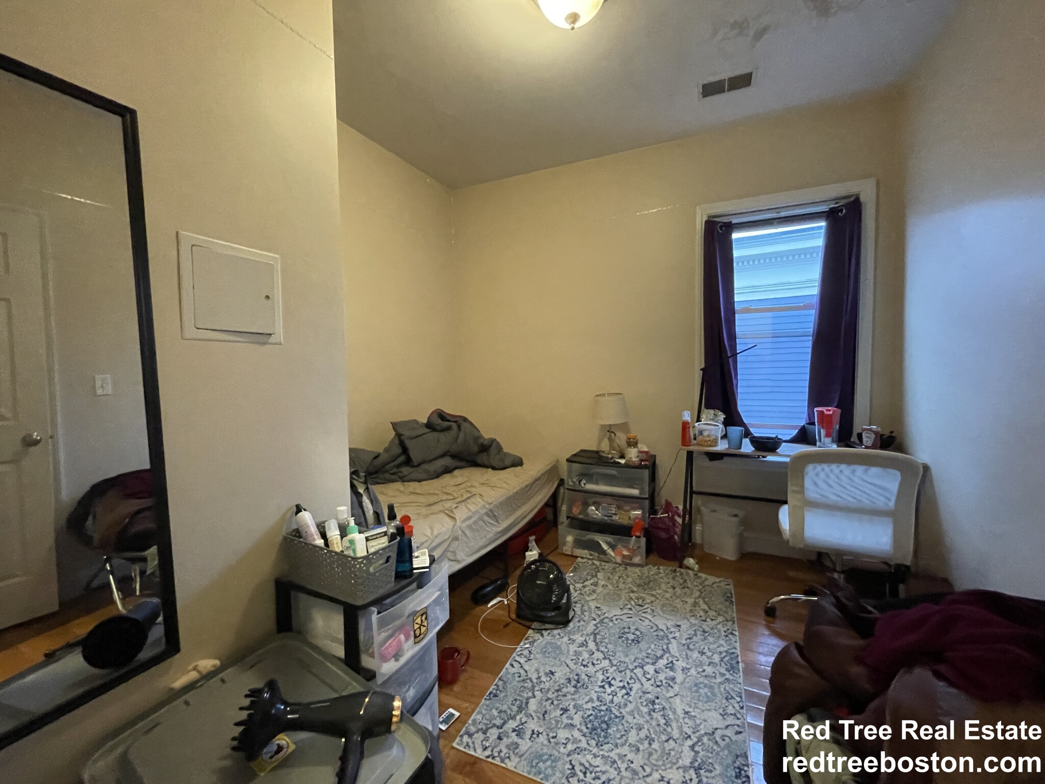 30 Circuit St, Roxbury