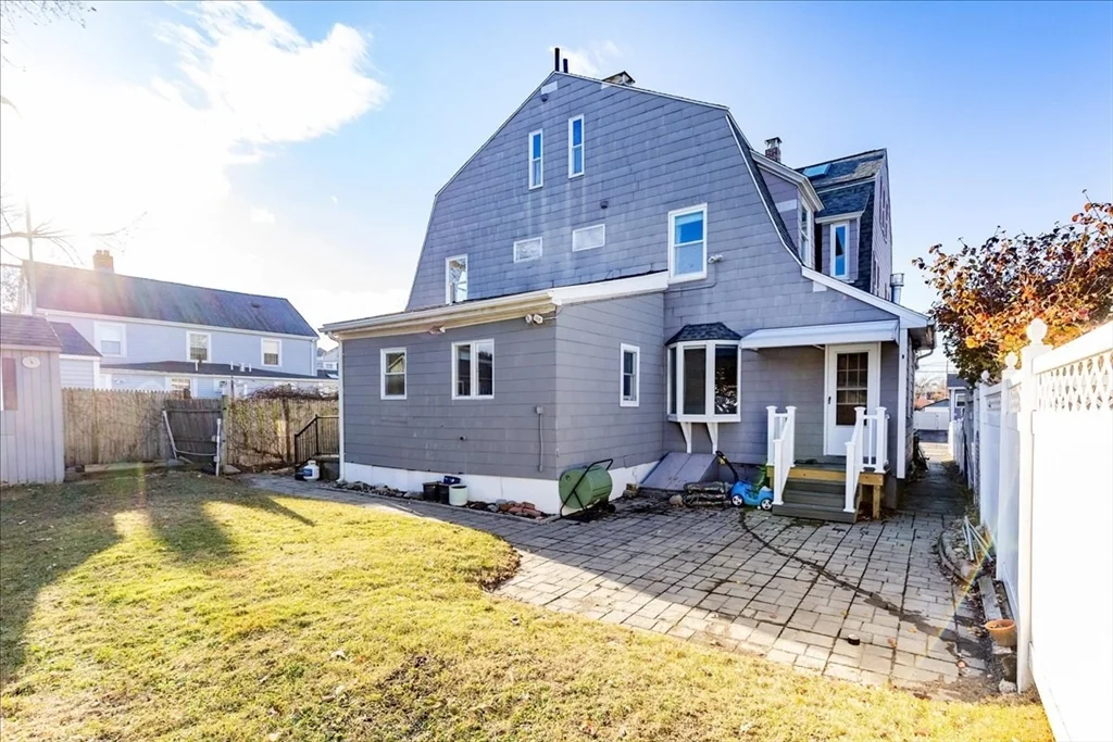 9 Lapham St, Medford