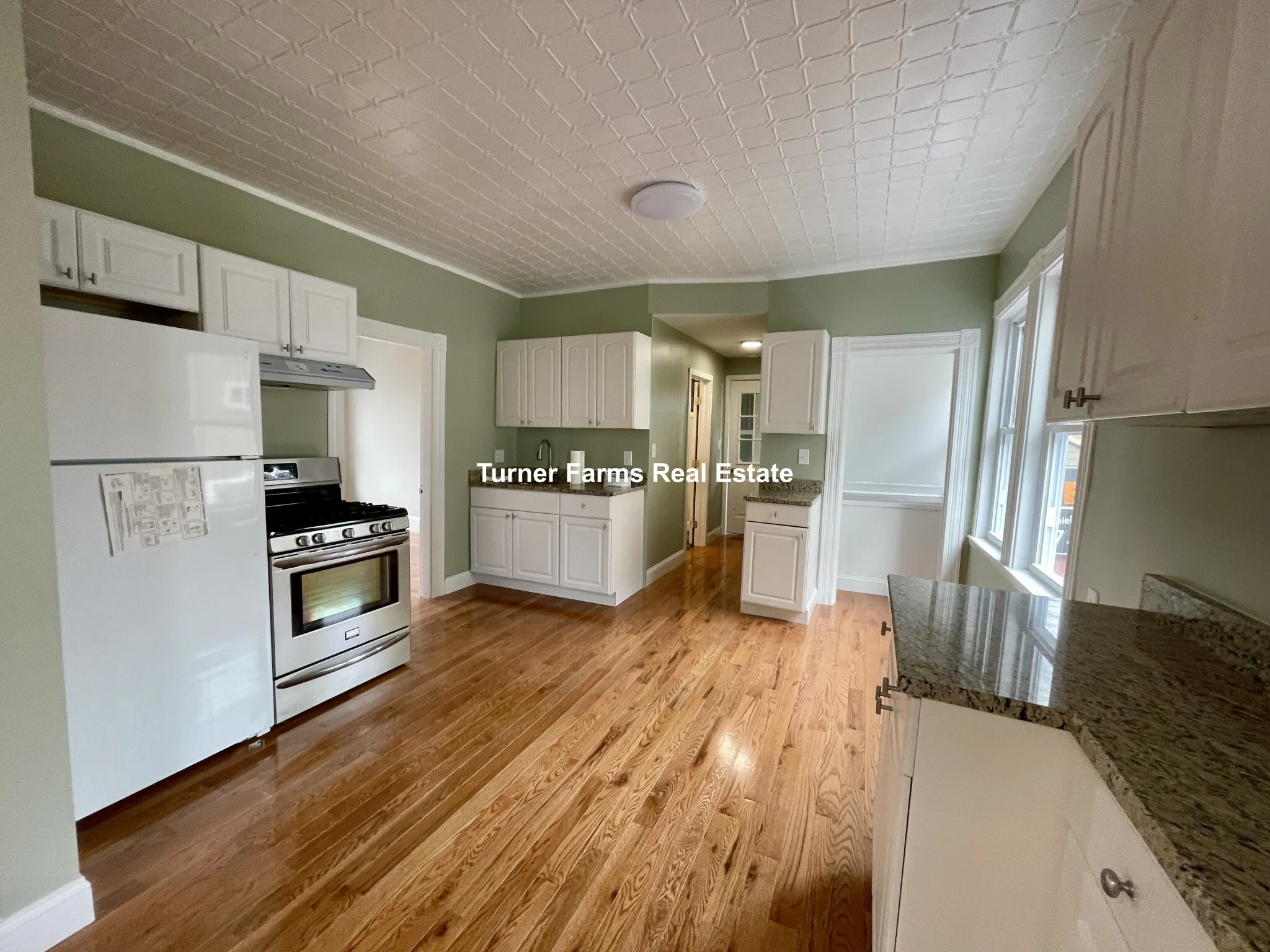 43 Martin St, Medford