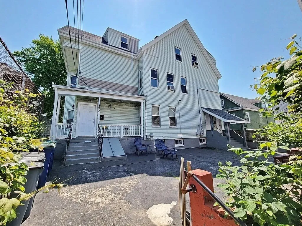 39 Pinckney St, East Somerville