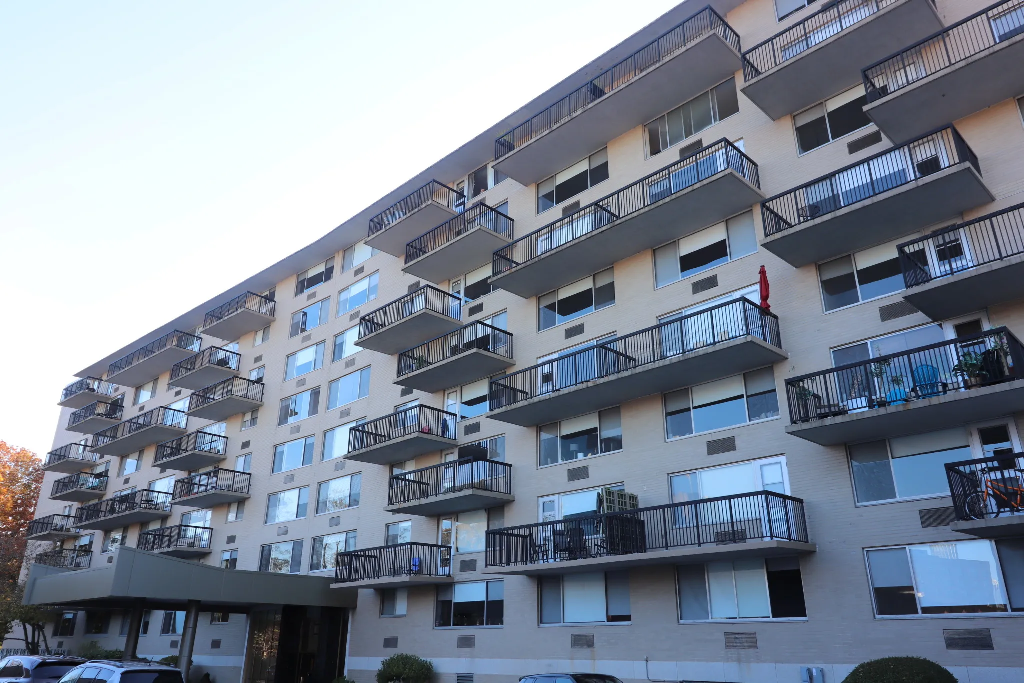 101 Monmouth St, Longwood