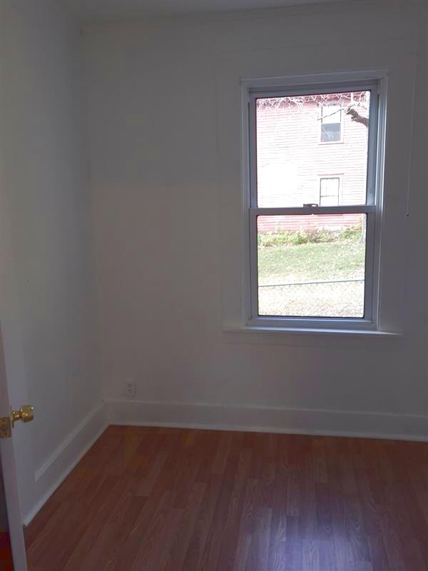2.5 bed, 1 bath apartment for rent at 31 Oxford St Unit 1, Prospect Hill — photo 11 of 22
