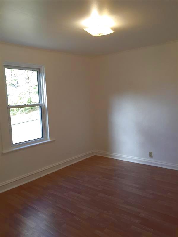 2.5 bed, 1 bath apartment for rent at 31 Oxford St Unit 1, Prospect Hill — photo 12 of 22