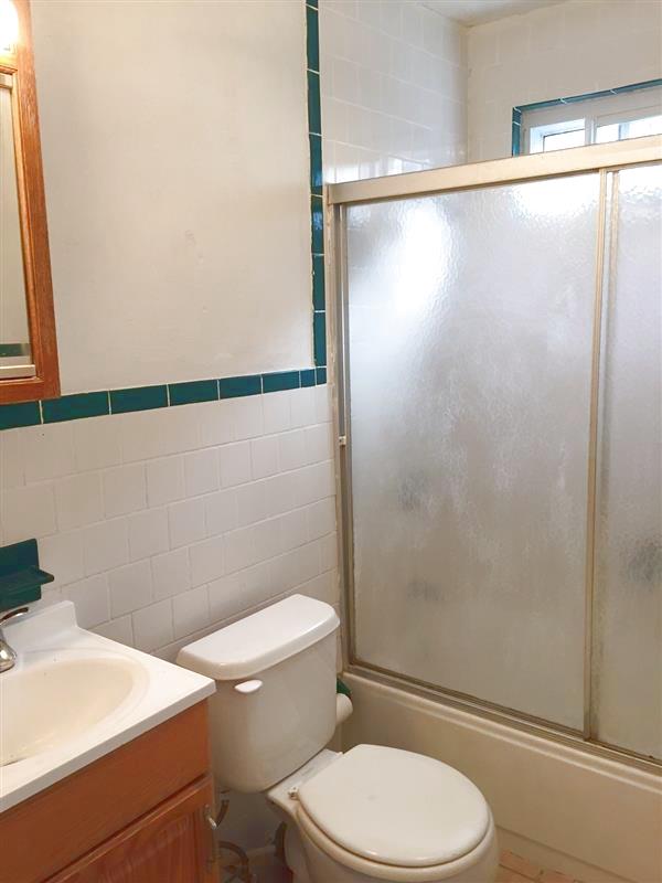 2.5 bed, 1 bath apartment for rent at 31 Oxford St Unit 1, Prospect Hill — photo 16 of 22