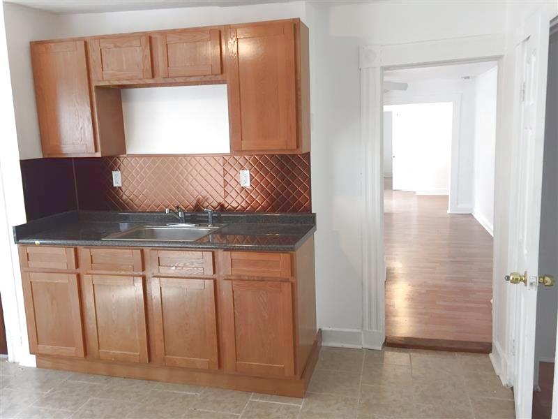 2.5 bed, 1 bath apartment for rent at 31 Oxford St Unit 1, Prospect Hill — photo 17 of 22